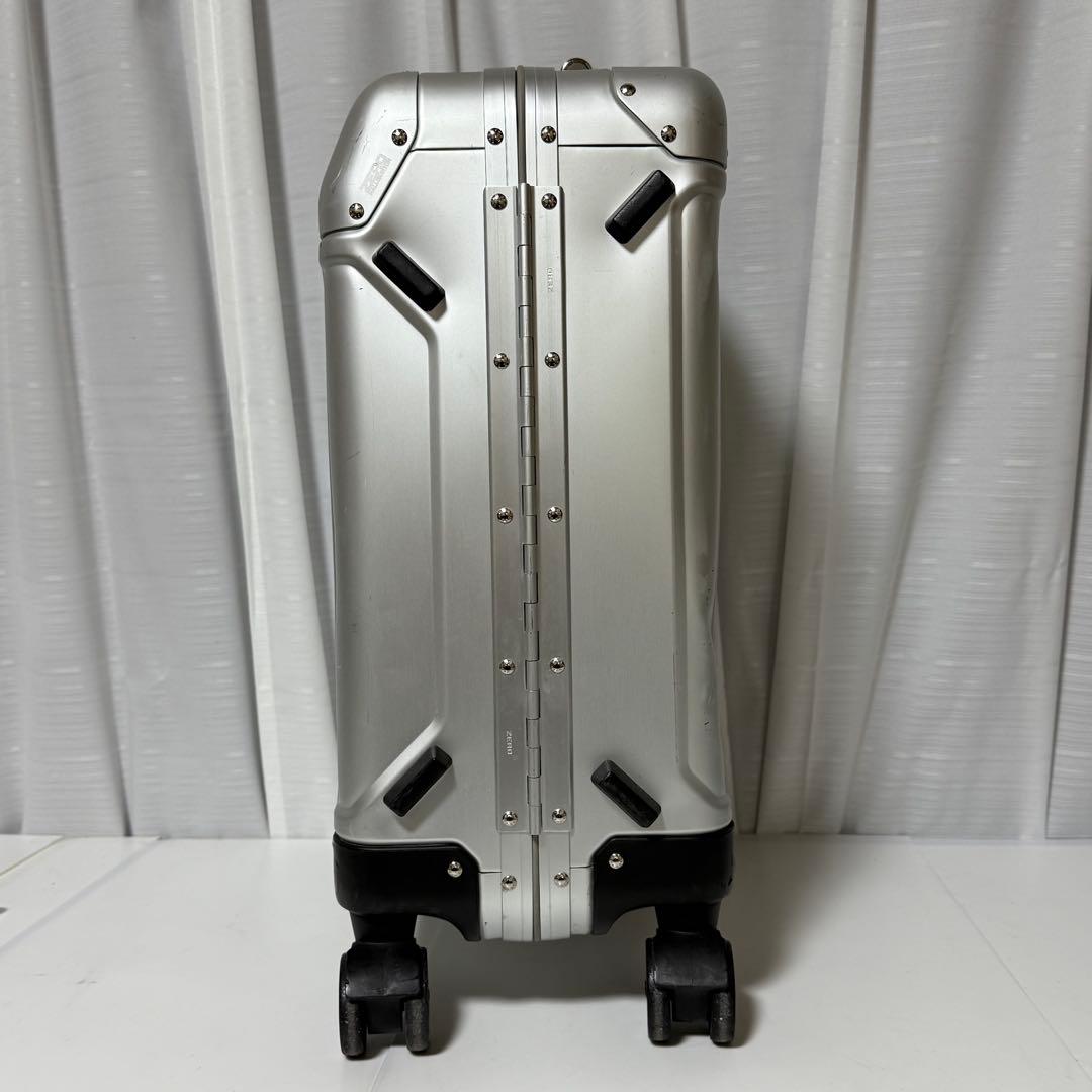 ゼロハリバートン　GEO Aluminum3.0TR　シルバー　キャリーケース