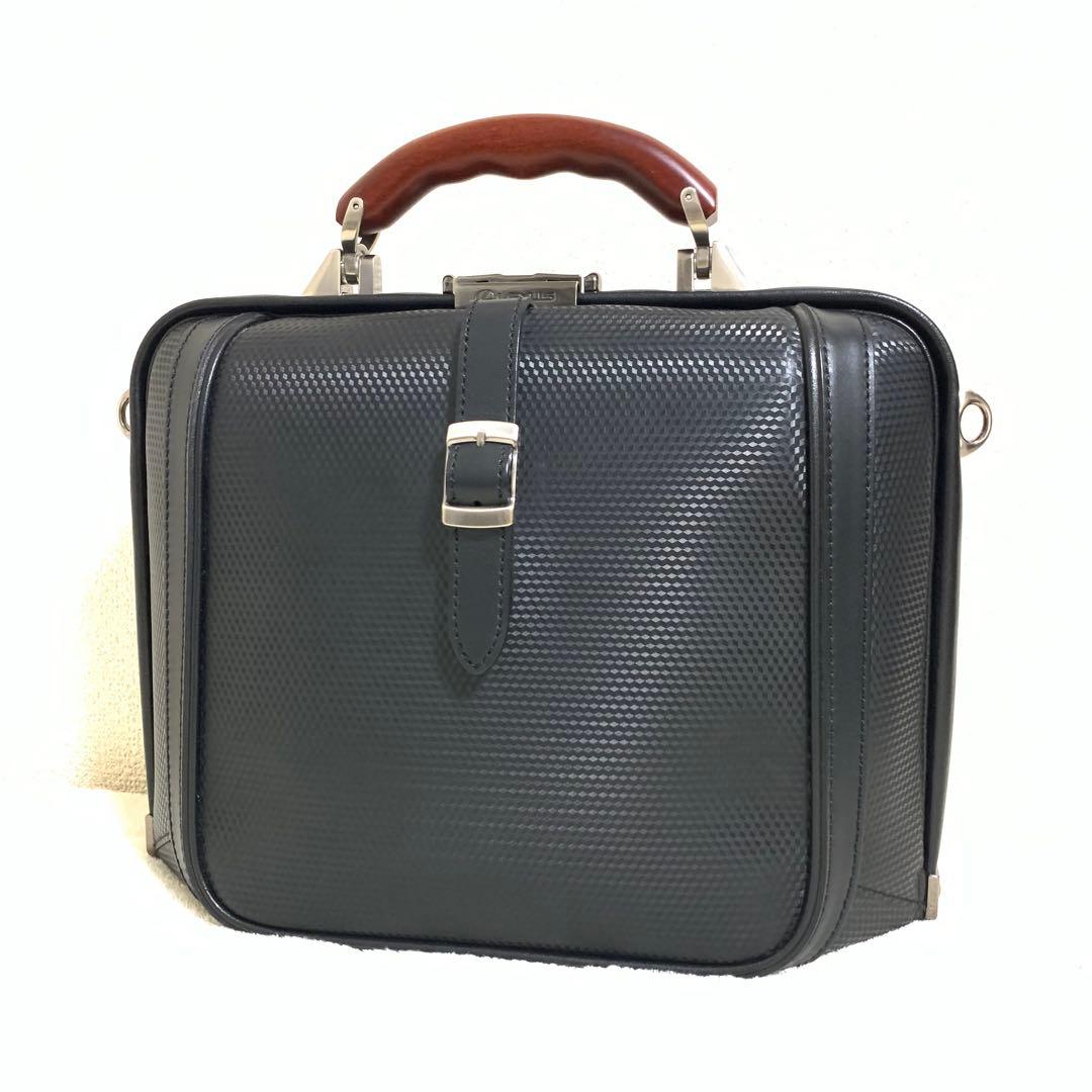 限定品 ARTPHERE x LEXUS 2way　　ニューダレスバッグ 黒