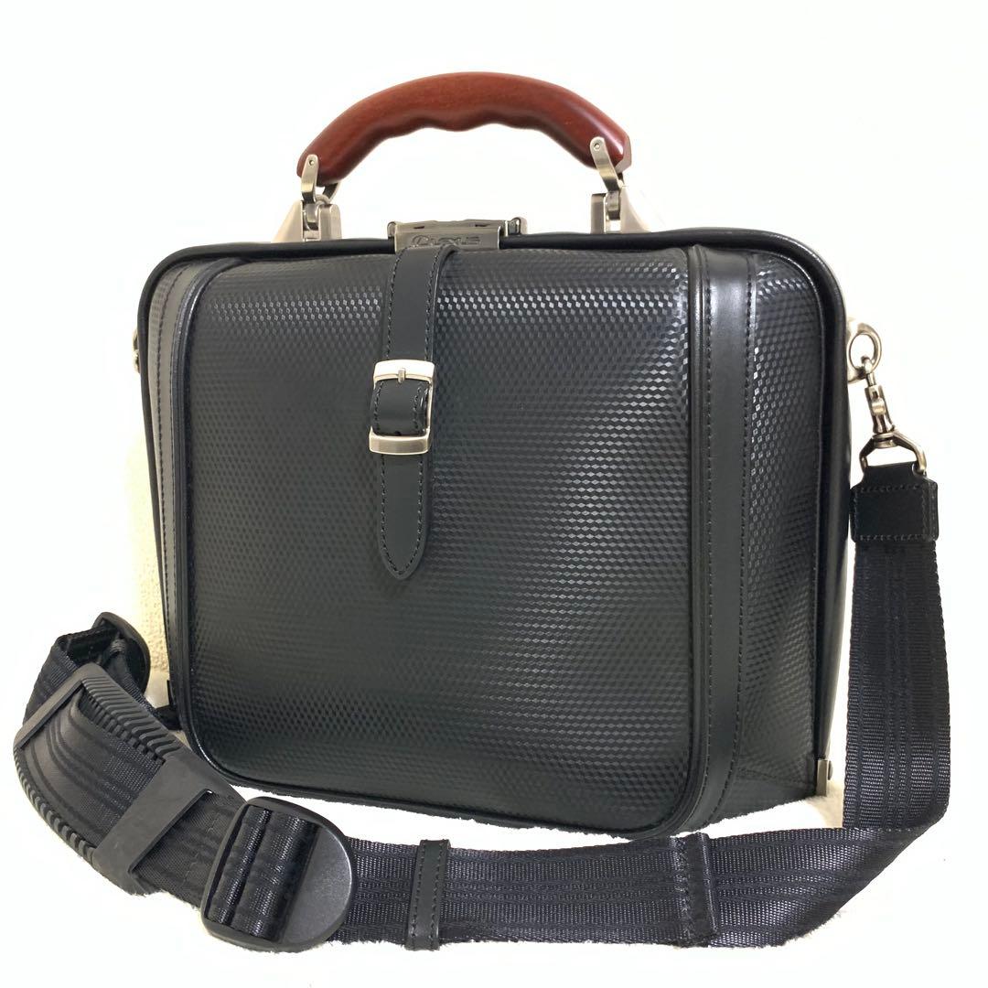 限定品 ARTPHERE x LEXUS 2way　　ニューダレスバッグ 黒