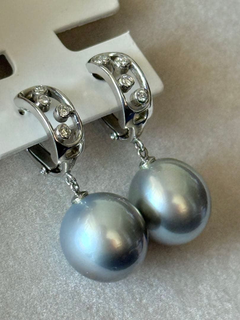 専用！真珠科学研究所オーロラオーシャンブルー黒蝶真珠ダイヤモンドイヤリングWG