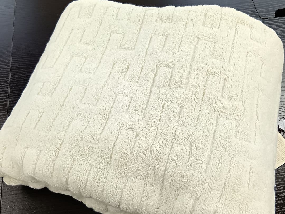 rukaruruさま専用！288 HERMES エルメス アイボリーバスタオル