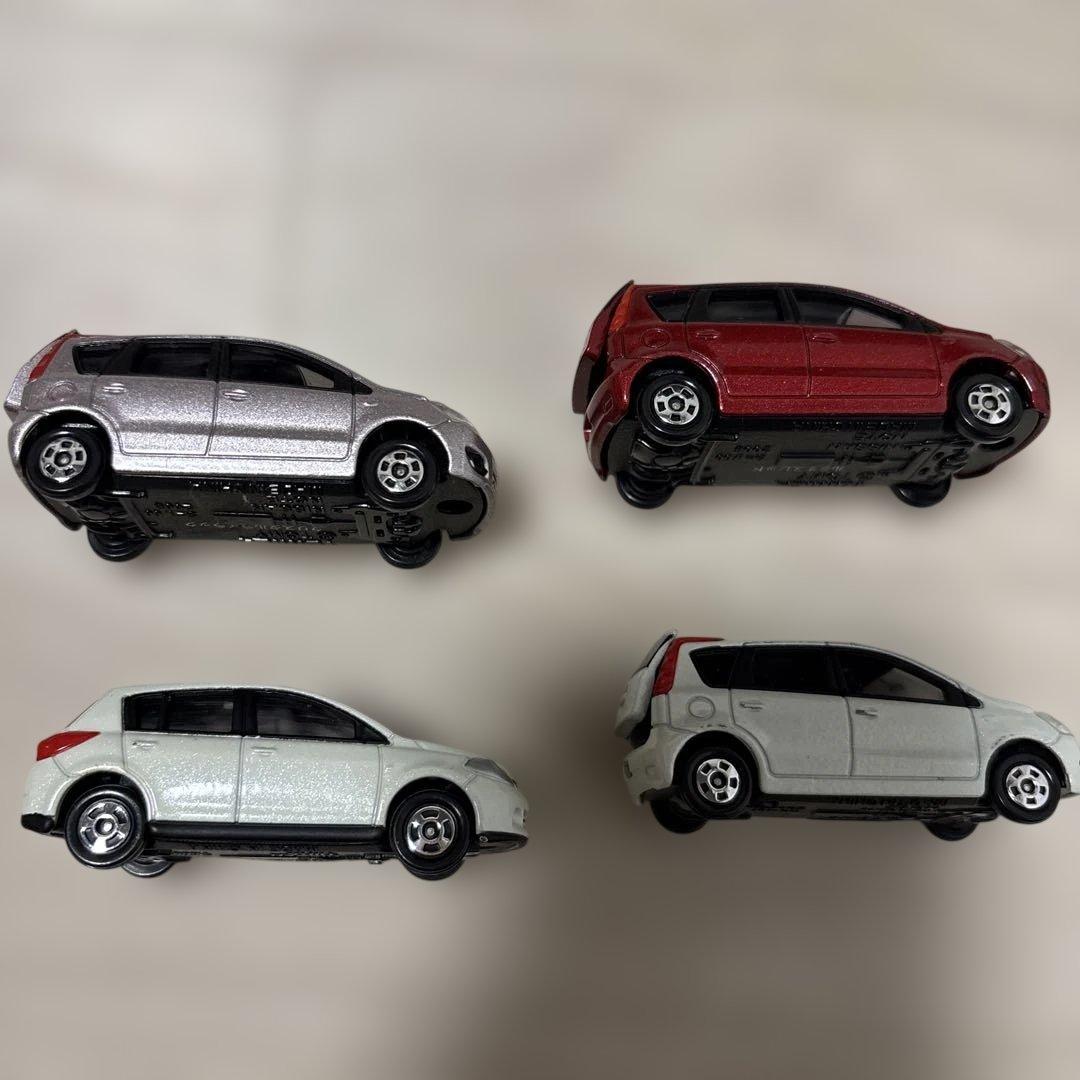 ノート　ティーダ　トミカ　カラーサンプル　NOTE　TIIDA NISSAN