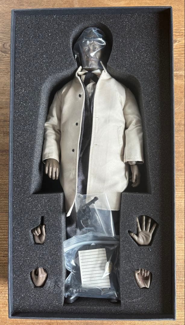 貴重　映画セブン　モーガン・フリーマン、ブラッド・ピット　1/6 2体セット