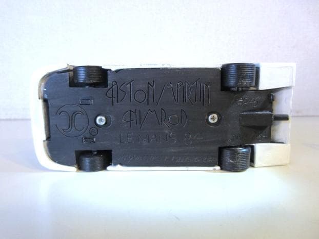 特価 AMR (1/43) アストンマーチン Nimrod