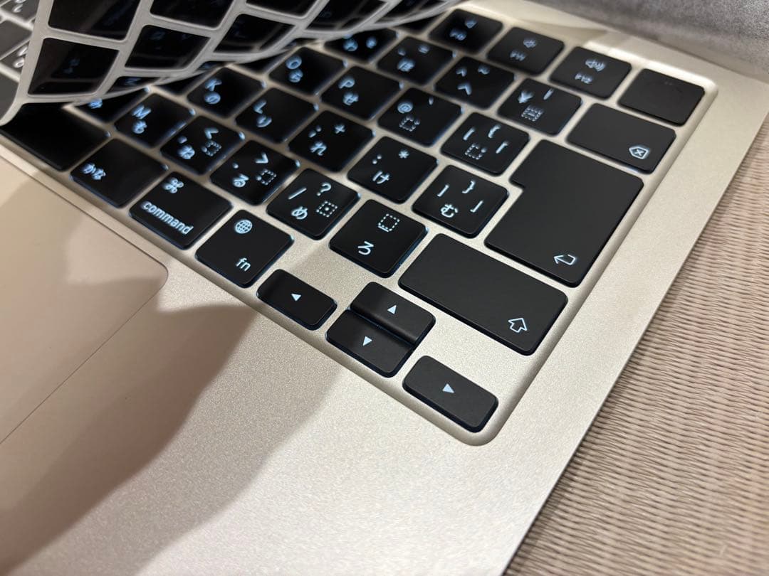 【傷なし】MacBook Air M2 2022 【本体・箱・付属品セット】