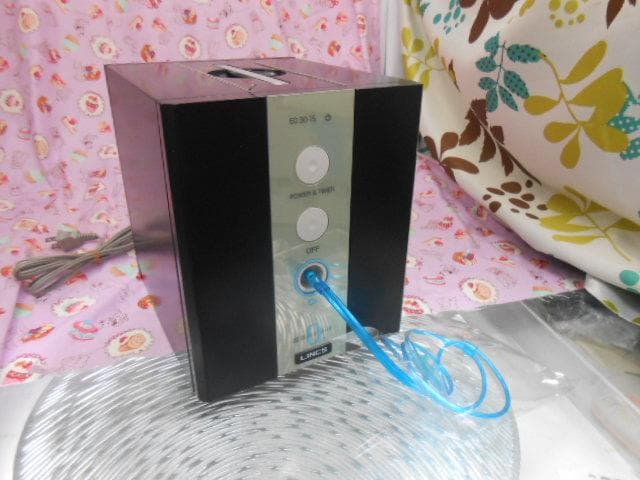 中古現品(送料無料)19.800円　酸素吸入器　リラックス