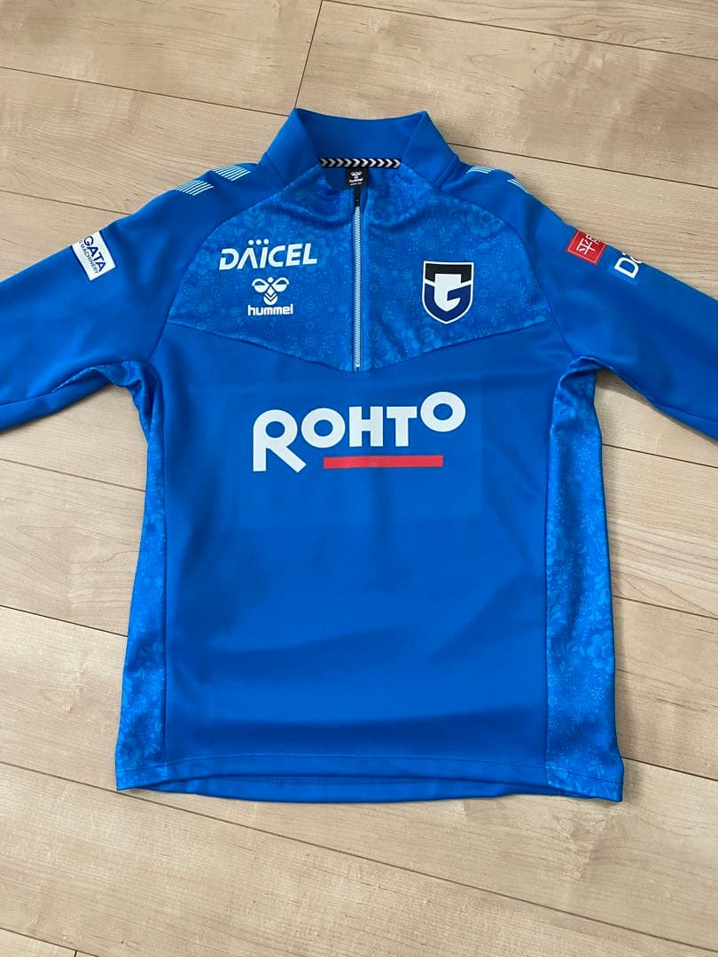 ガンバ大阪2024ハーフジップトレーニングシャツ　Lサイズ