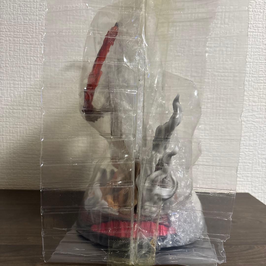 進撃の巨人 フィギュア エレン・イェーガー 新品