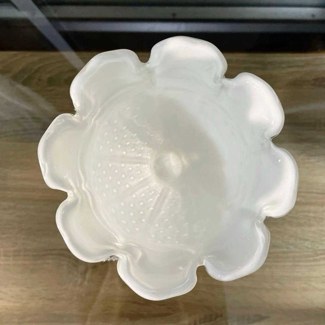 骨董　時代ガラス　霰プレス　あられ模様　花型　菓子器　飴屋瓶　ボンボン入れ