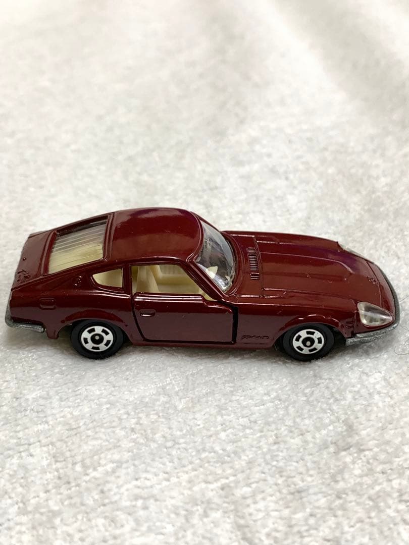 トミカ フェアレディ240ZG