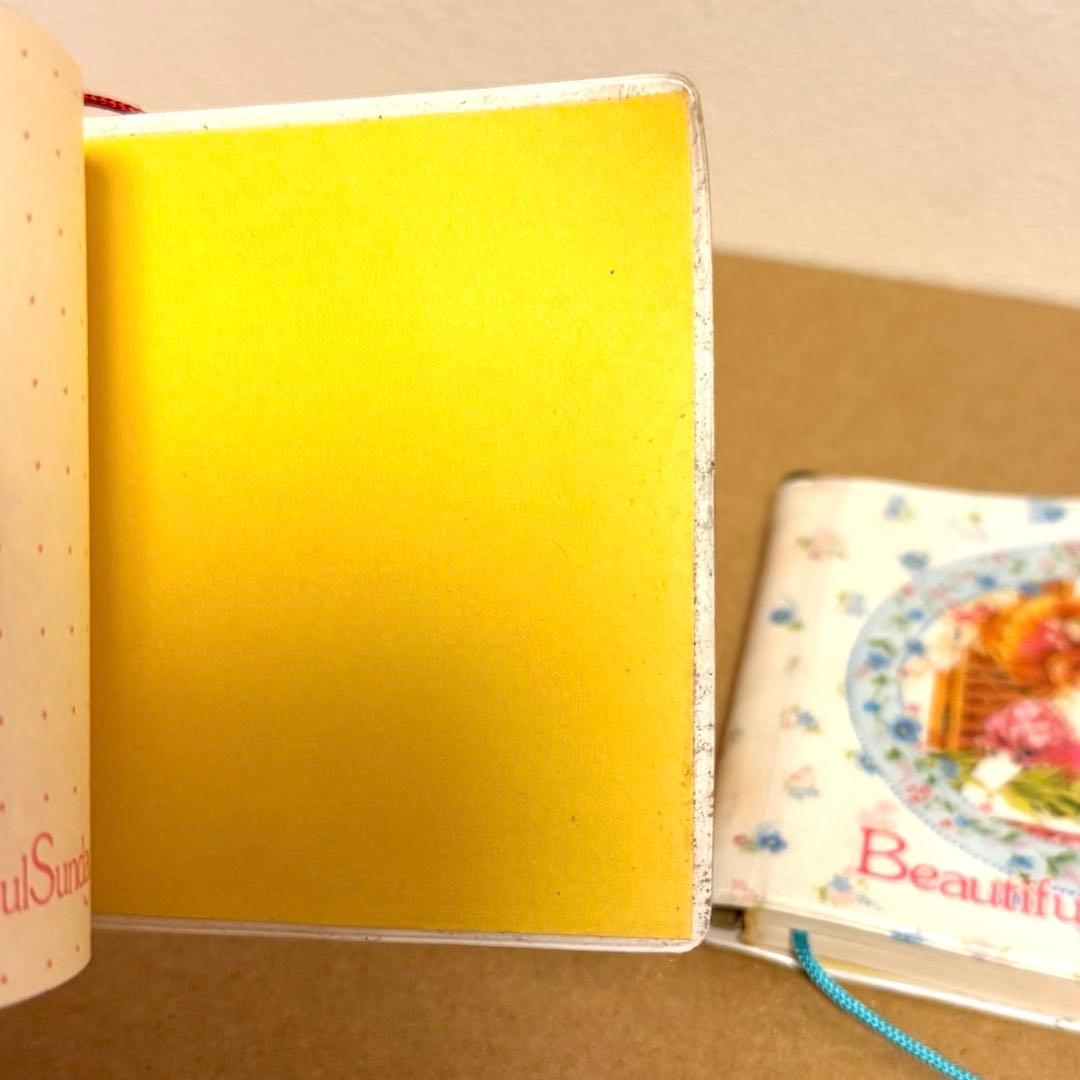 クツワ　Beautiful Sunday 鉛筆付きメモ帳　ファンシーレトロ