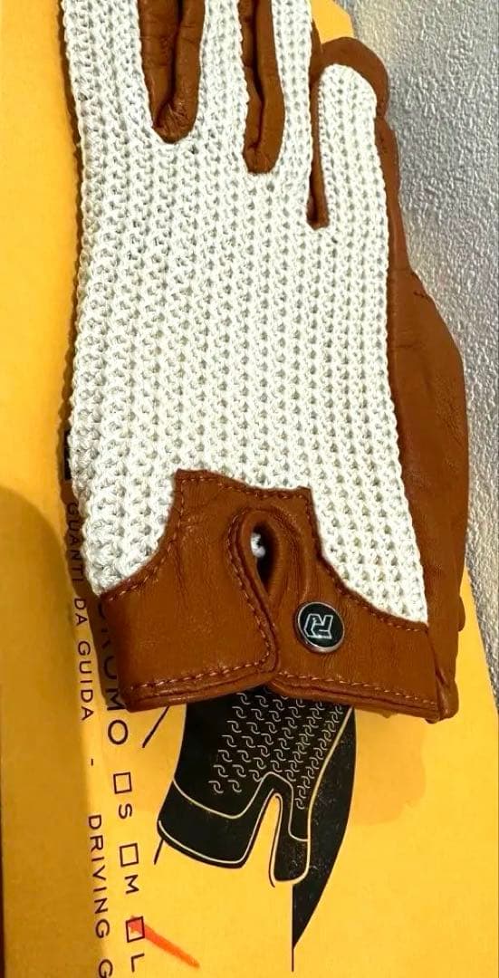 ドライビンググローブ アウトドローモ