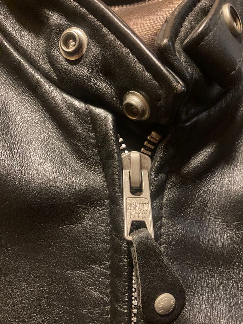 k*4様 Schott ライダースジャケット 黒 38 シングル 641 ショッ