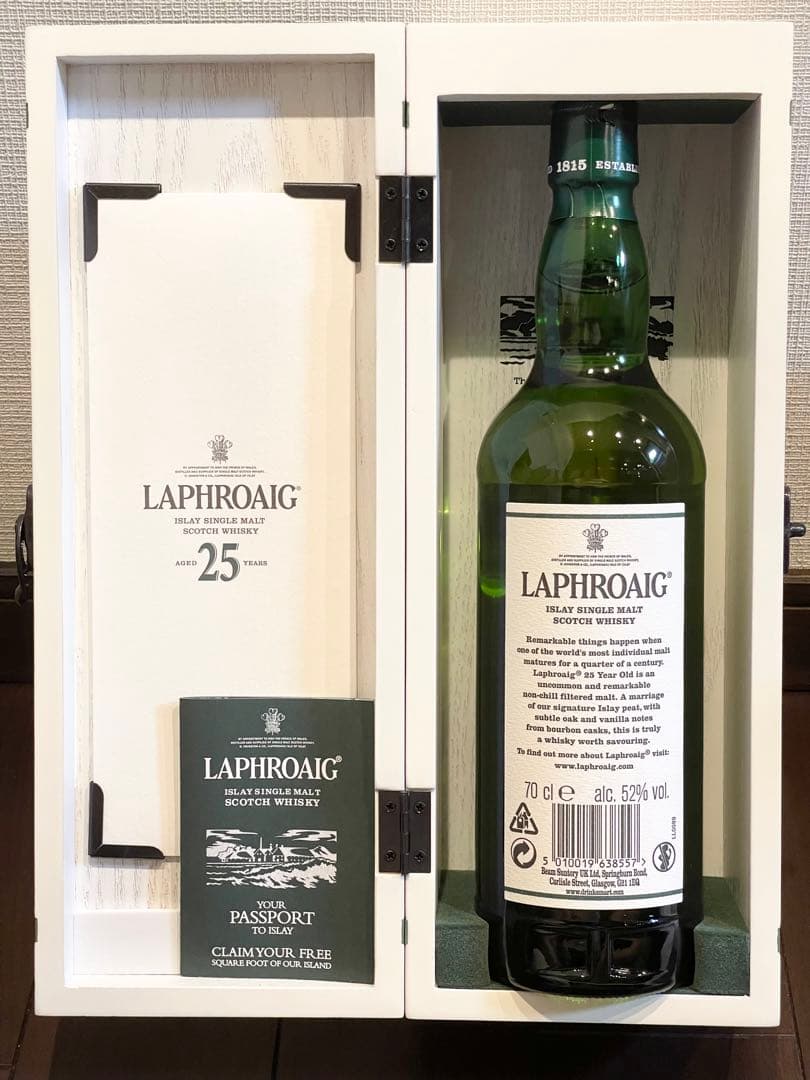 ラフロイグ 25年 カスクストレングス 52° 木箱入新品2018リリース希少品