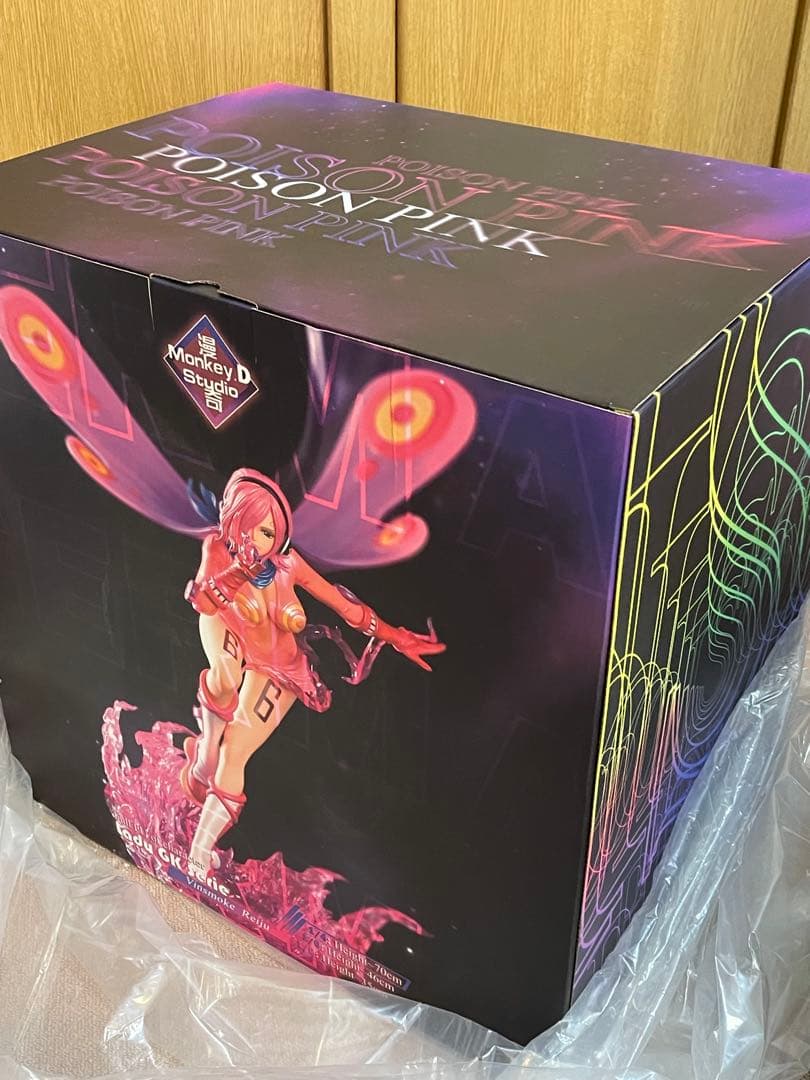 ワンピース ヴィンスモーク・レイジュ 1/4スケール ガレージキット スタチュー