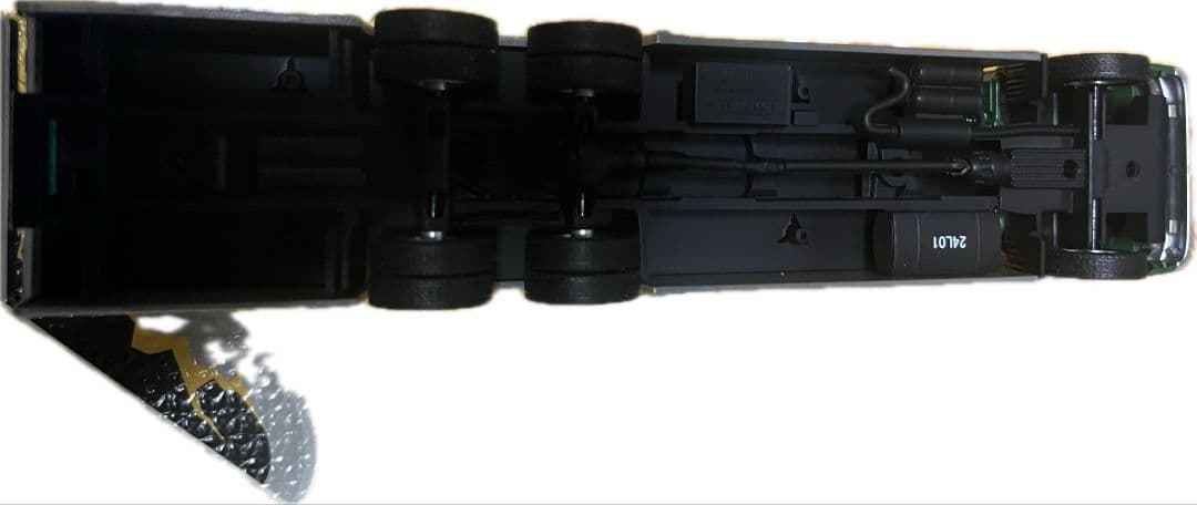 HINO トラックモデル 緑　模型　改造