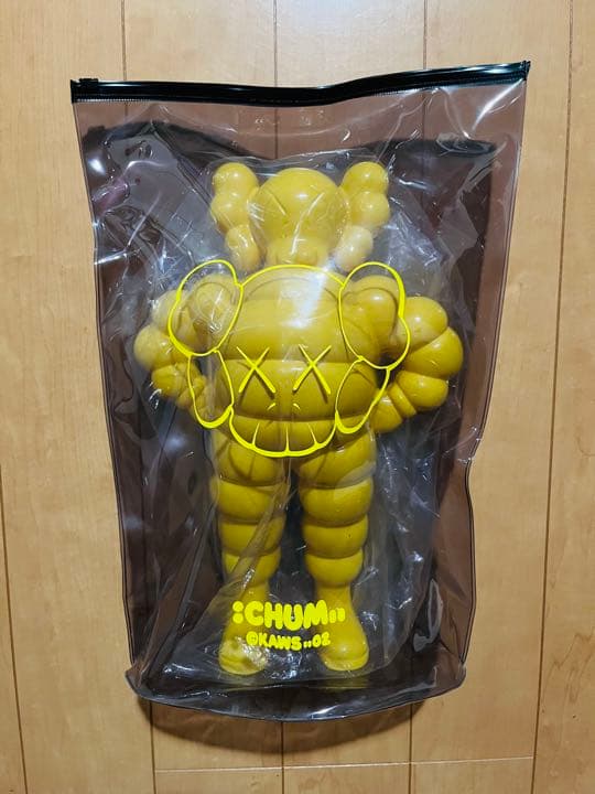 100%本物　超激レア　新品未開封　KAWS CHUM ED500 イエロー