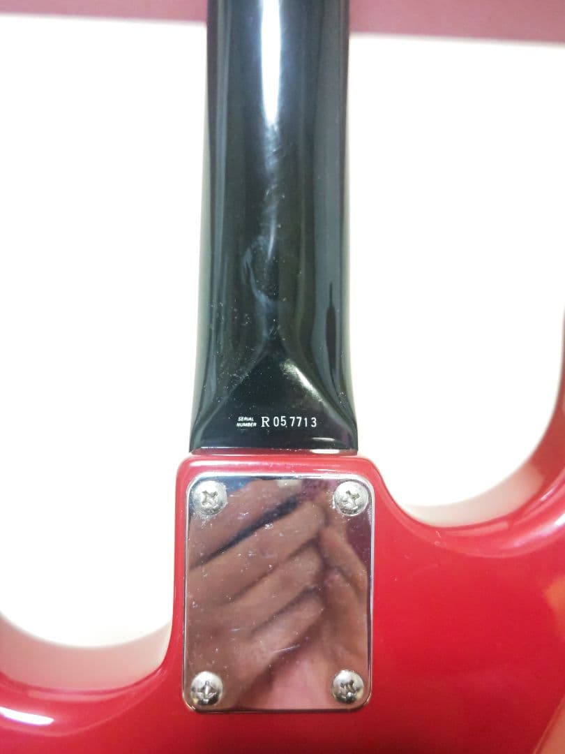 フェンダージャパン ストラトキャスター ブラッドギルズ フロイドローズ搭載