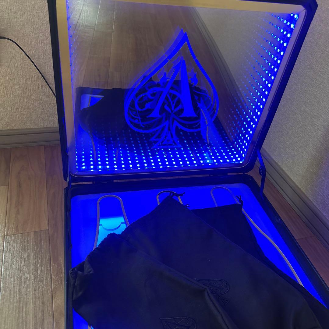 アルマンドアタッシュケース