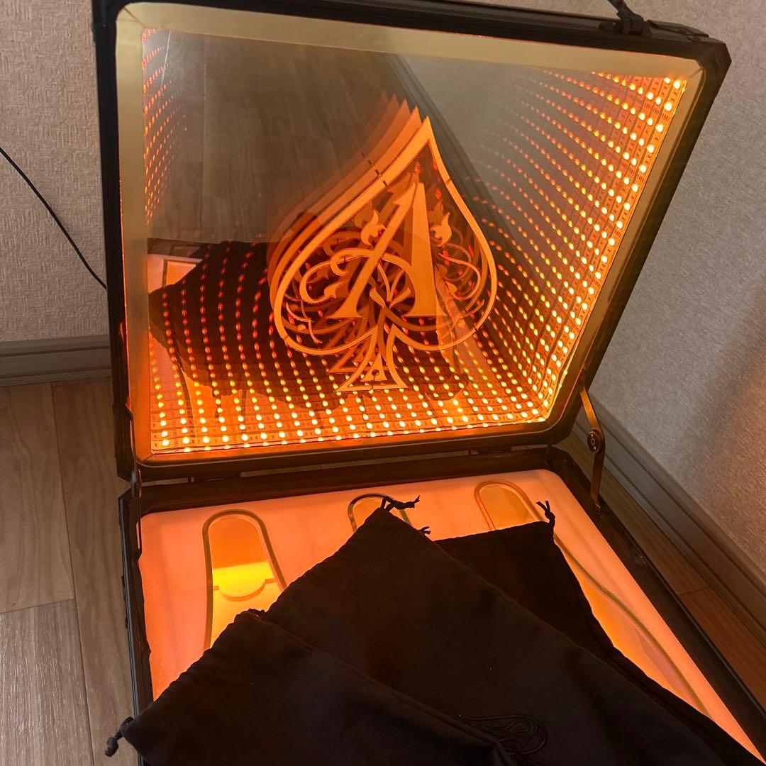 アルマンドアタッシュケース