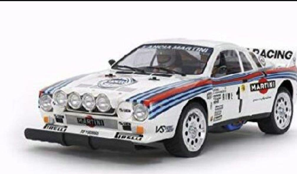 新品未組立品ランチア 037ラリー