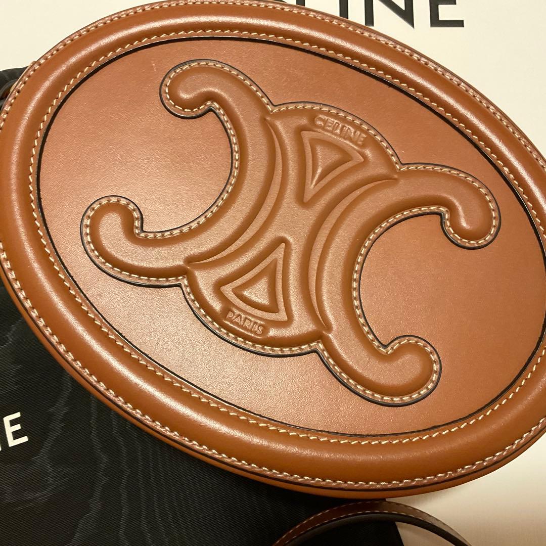 CELINE クロスボディ　オーバルパース　トリオンフ　美品