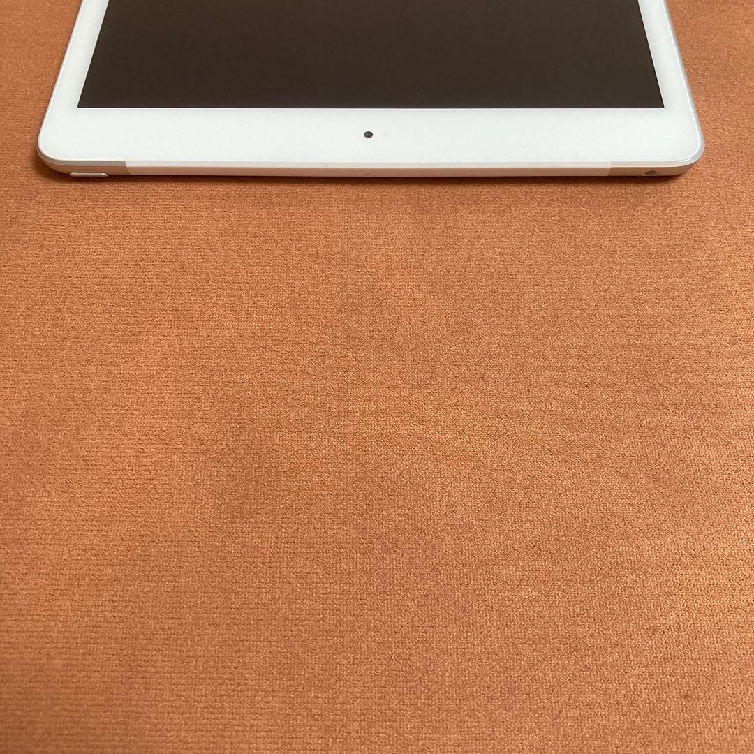 520【早い者勝ち】電池最良好☆iPad8 第8世代 32GB SIMフリー☆