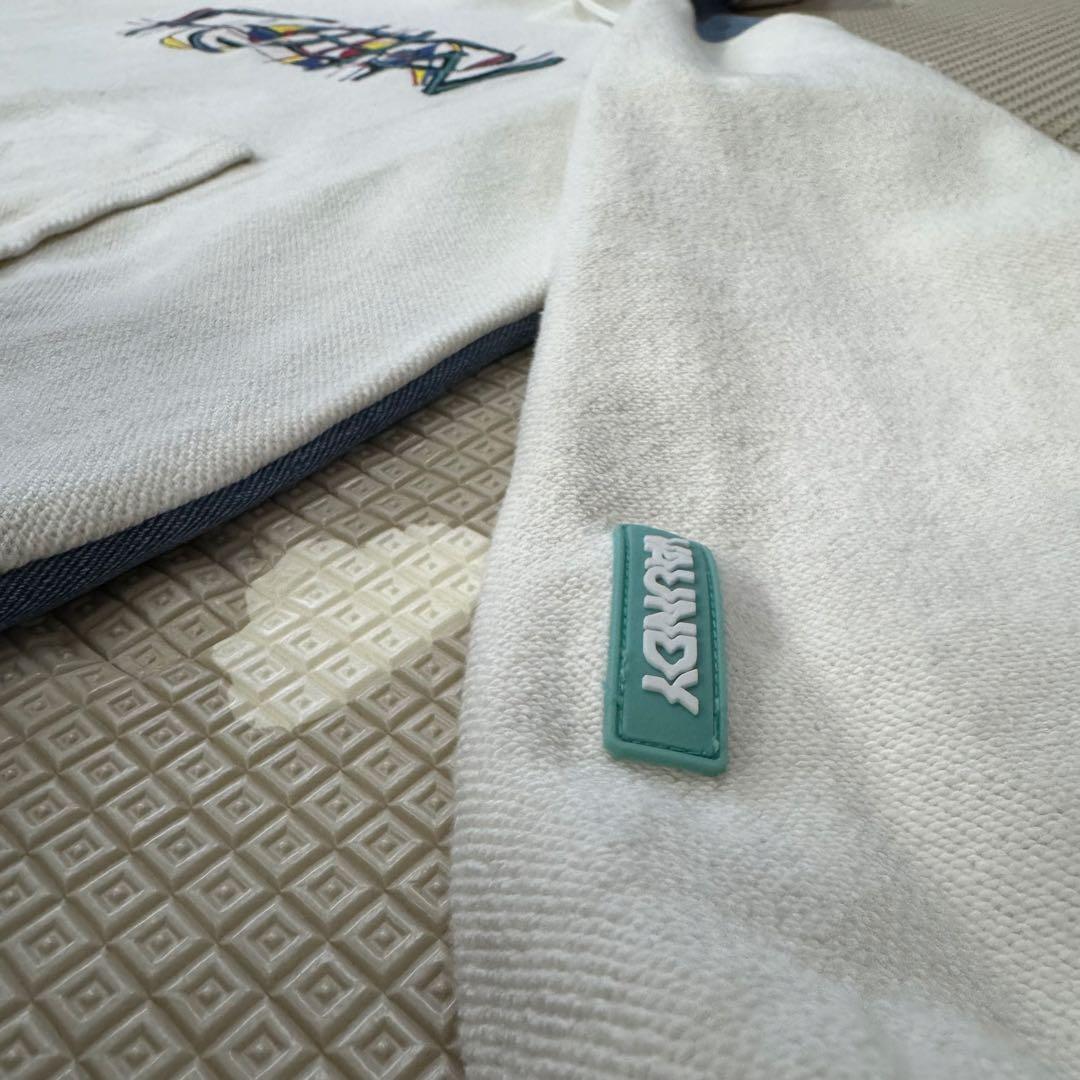 Vaundy FUSIONロゴ刺繍フード付きライブパーカー　Mサイズ