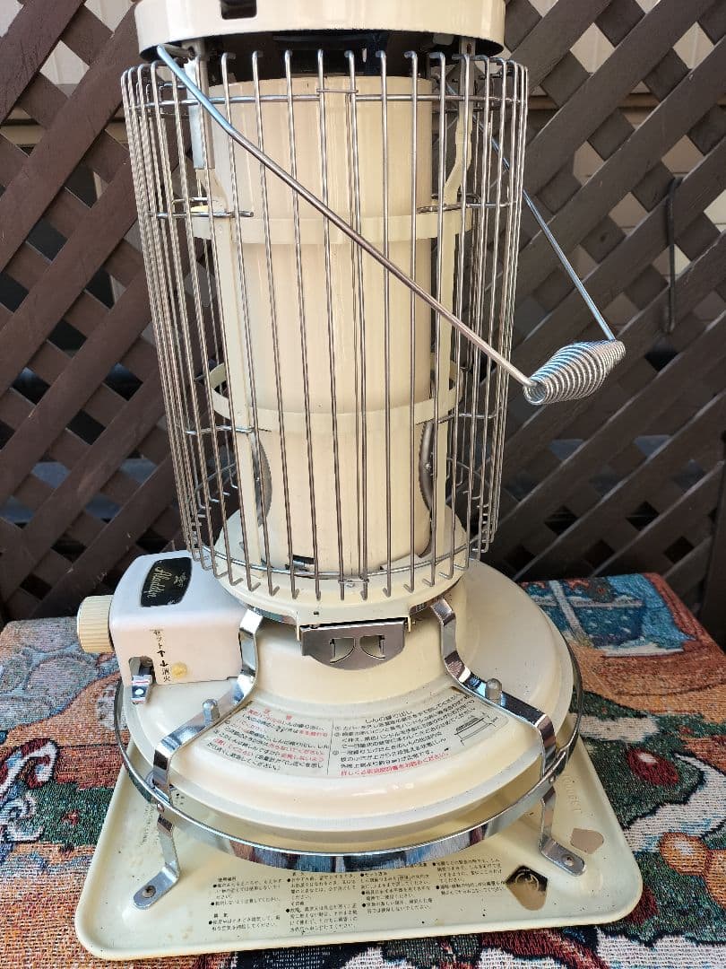 アラジン ストーブ メンテナンス済み。純正品芯交換済。取説付き。ベージュE