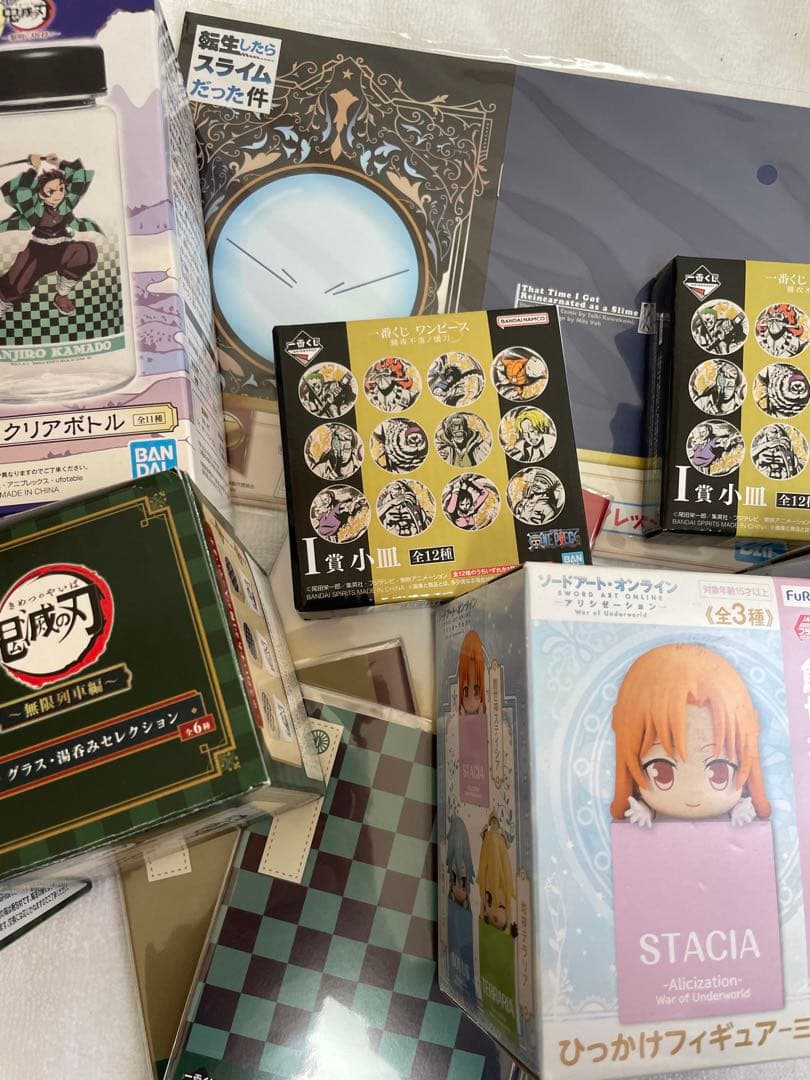 アニメグッズ 大量まとめ売り 100サイズいっぱい