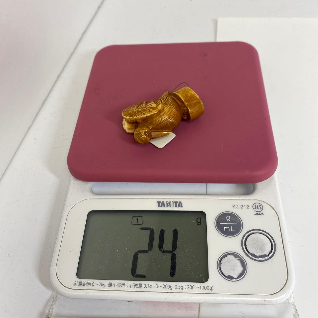 在銘　極上　鳥　根付　24g タサチ　東さ7-0916☆2F