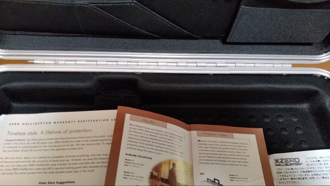 k*t様 ZEROHALLI ゼロハリバートン アタッシュケース付属品有り
