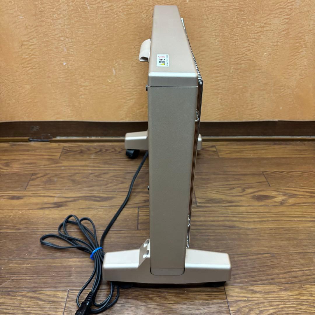 ☆美品☆ 【サンルミエ】キュート 遠赤外線暖房器E800LS