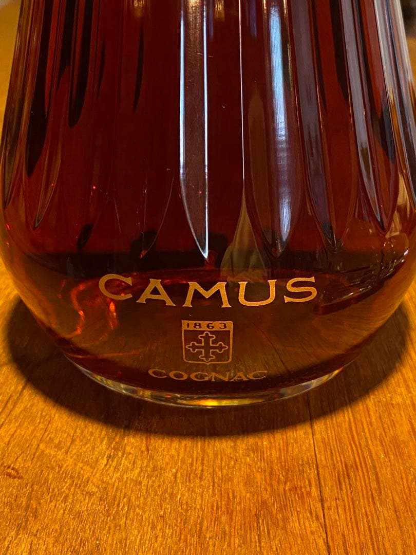 CAMUS コニャック バカラクリスタル　未開封