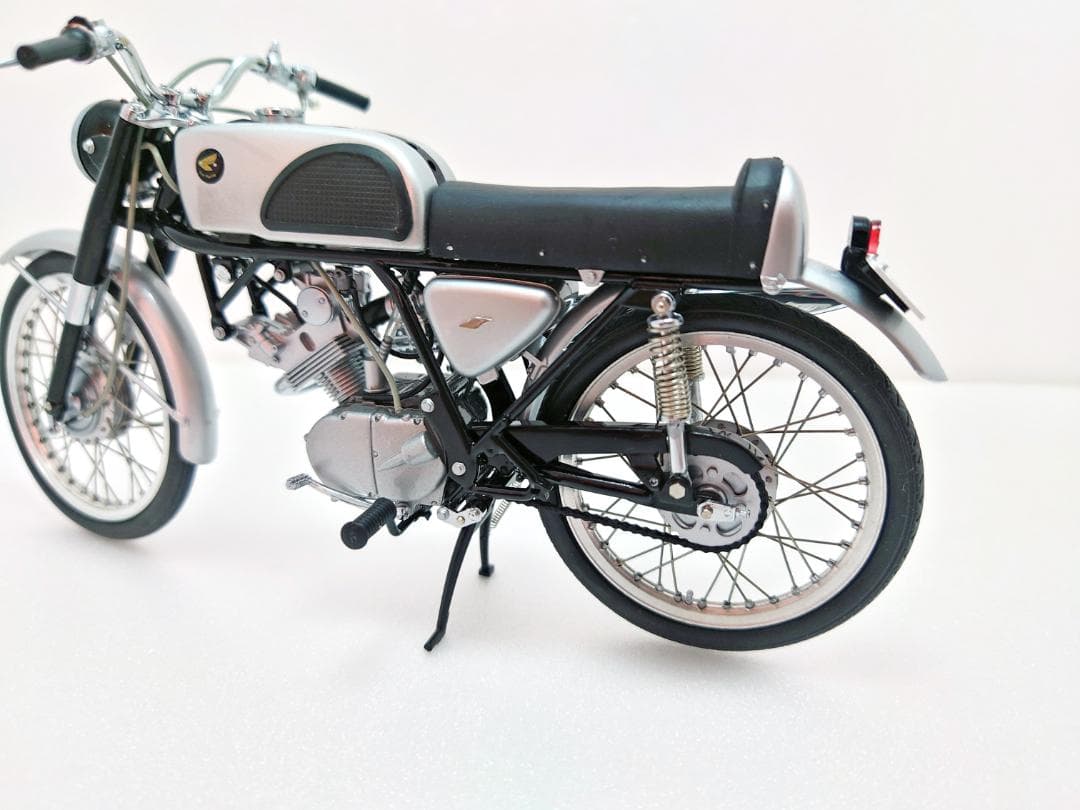 希少　EBBRO　ホンダ　CR110　ストリート　1962　バイク　精密模型