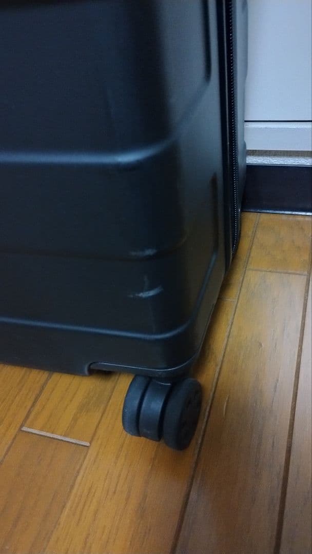 無印良品 バーを自由に調節できる ハードキャリーケース 75L