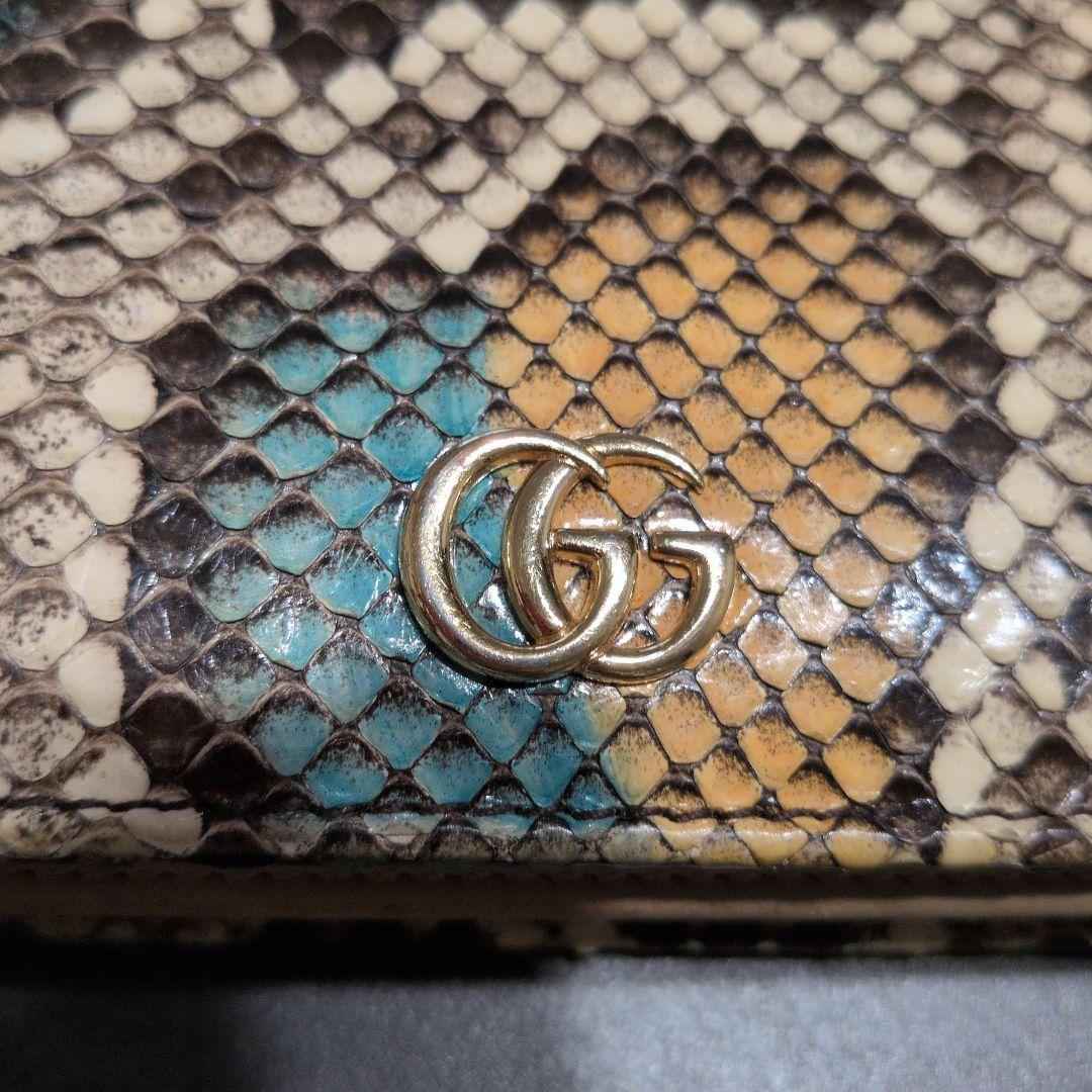 ブ*e様 【クリスマスセール中】GUCCI 金運風水グッチ　パイソン　蛇革　レザ