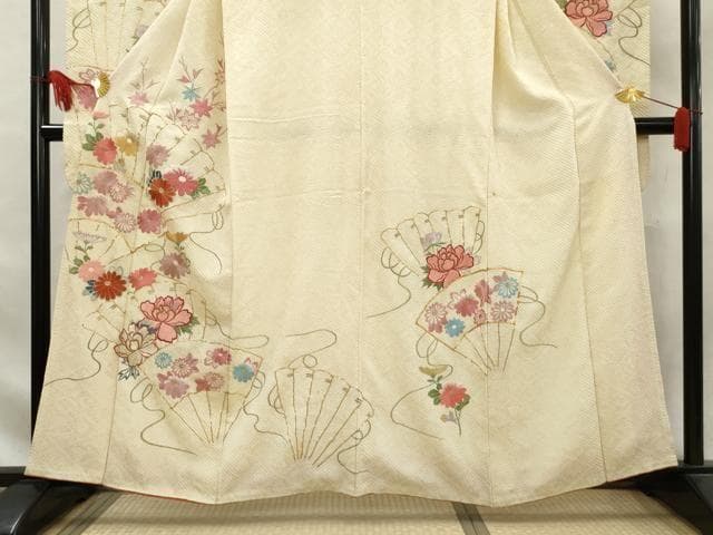 着物■豪華振袖　駒刺繍　総絞り　檜扇花文　金糸　正絹　逸品