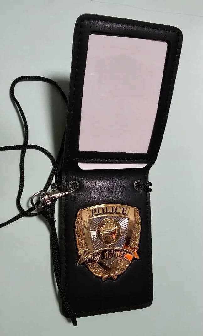 警察グッズ映画ドラマ撮影用レプリカ警察手帳過度な値下げ交渉はブロックします