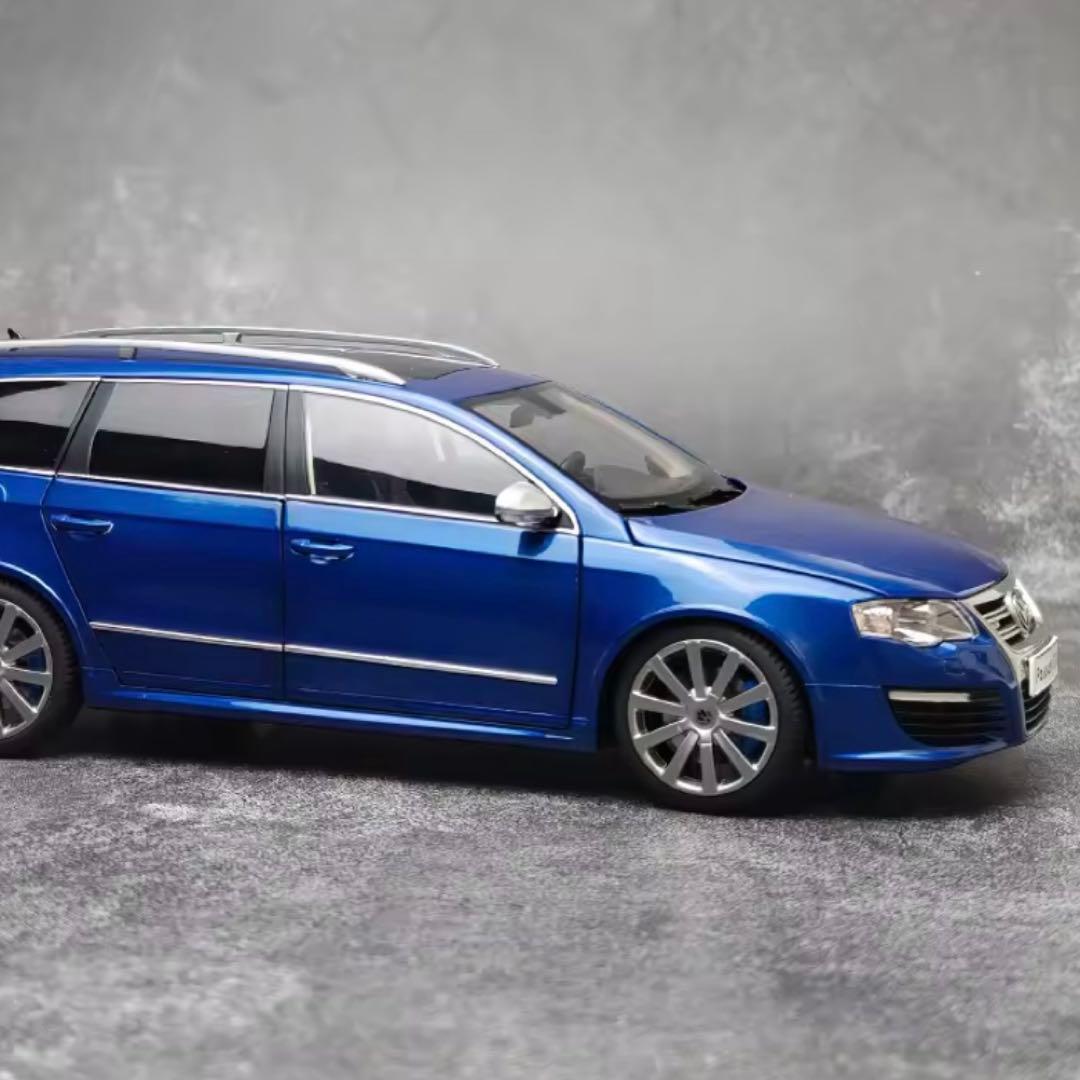 ダイキャスト 1:18 スケール パサート R36 ステーションワゴン モデル