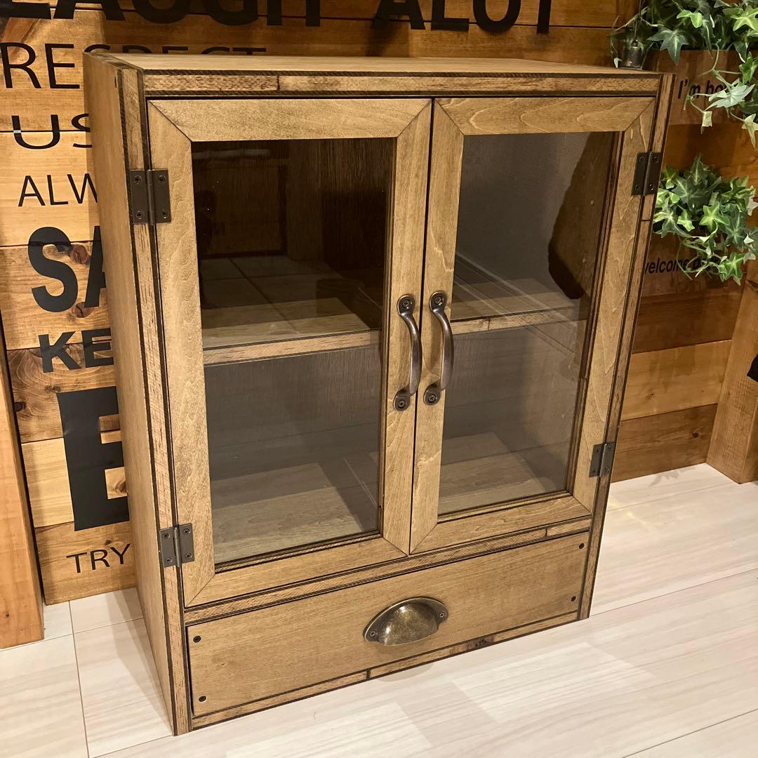 食器棚①　キャビネット　アンティーク　ハンドメイド　木製