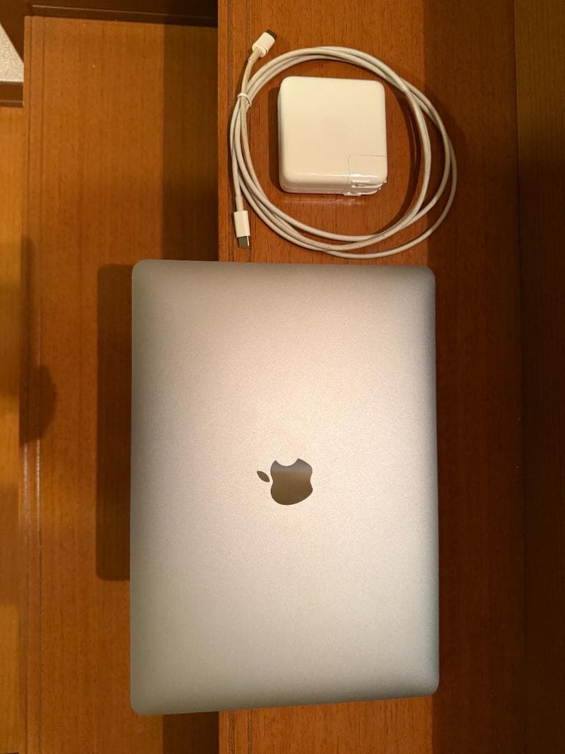 【美品】MacBook Pro 13 M1 8GB/256GB