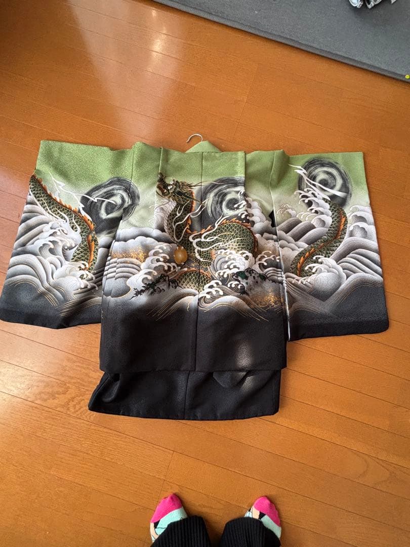 と*︎様 七五三3歳～5歳 男の子 着物 袴セット 龍柄 グリーン系