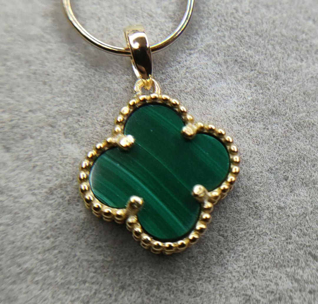 きーこ様　k18ネックレストップ マラカイト　孔雀石　２個