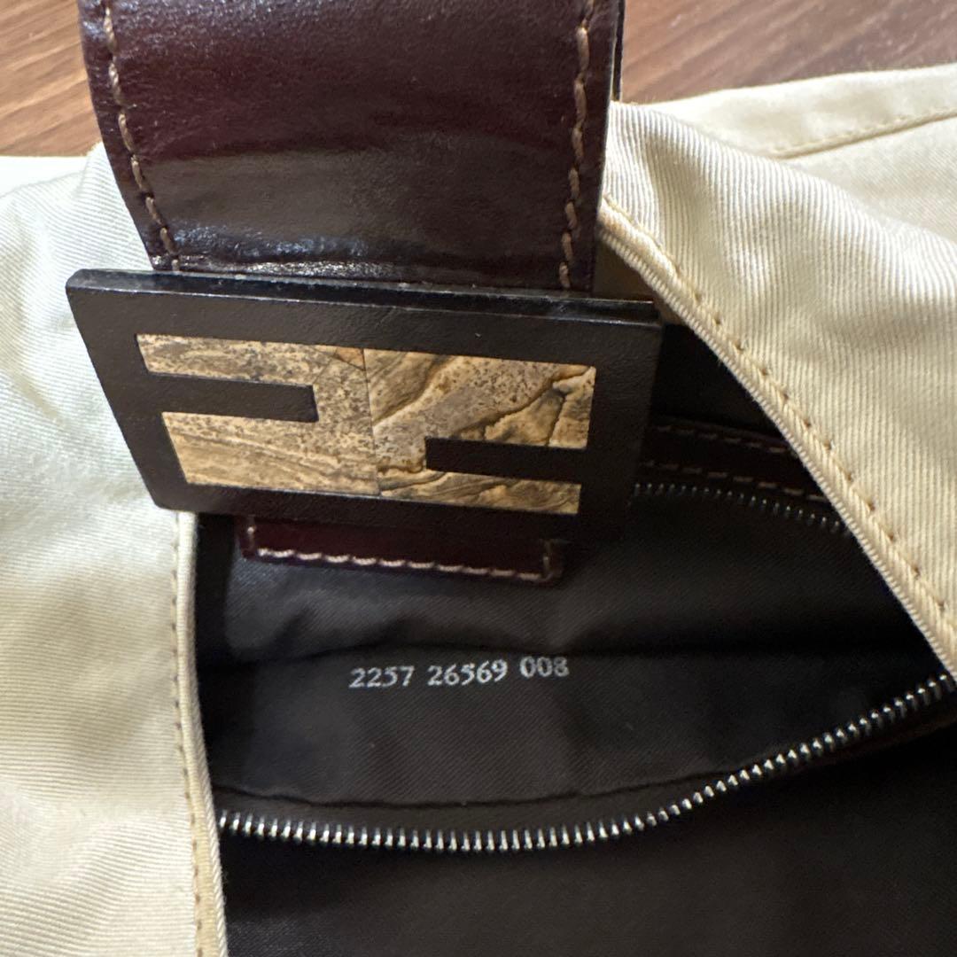 Fendi ショルダーバッグ ベージュ キャンバス