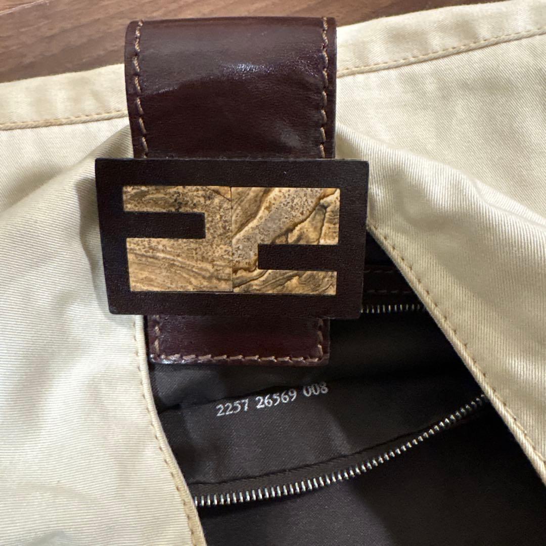 Fendi ショルダーバッグ ベージュ キャンバス