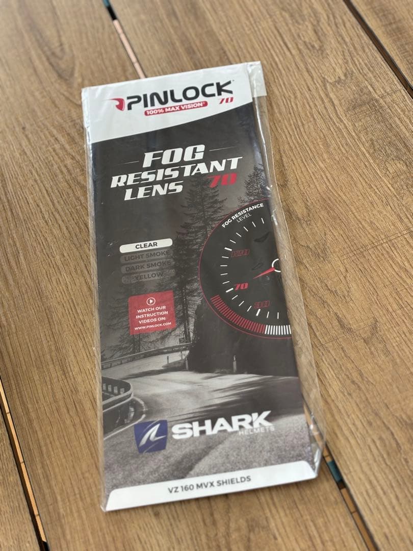 SHARK フルフェイスヘルメット グラフィックデザイン　サイズXS（女性向き）