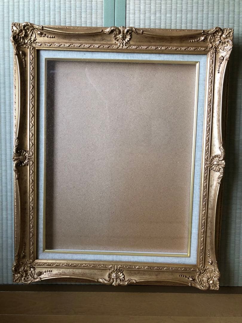 装飾的なゴールドの油彩額縁