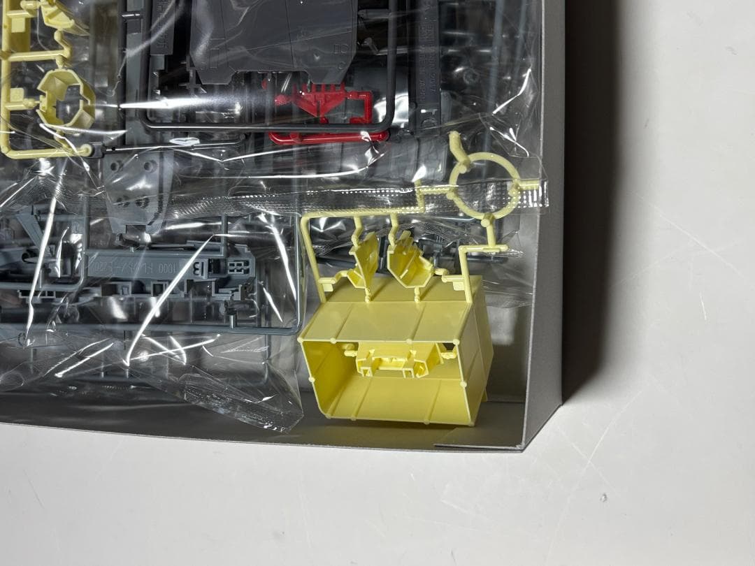 地球防衛軍 ヒュウガ級 戦闘航宙母艦 DCV-01ヒュウガ