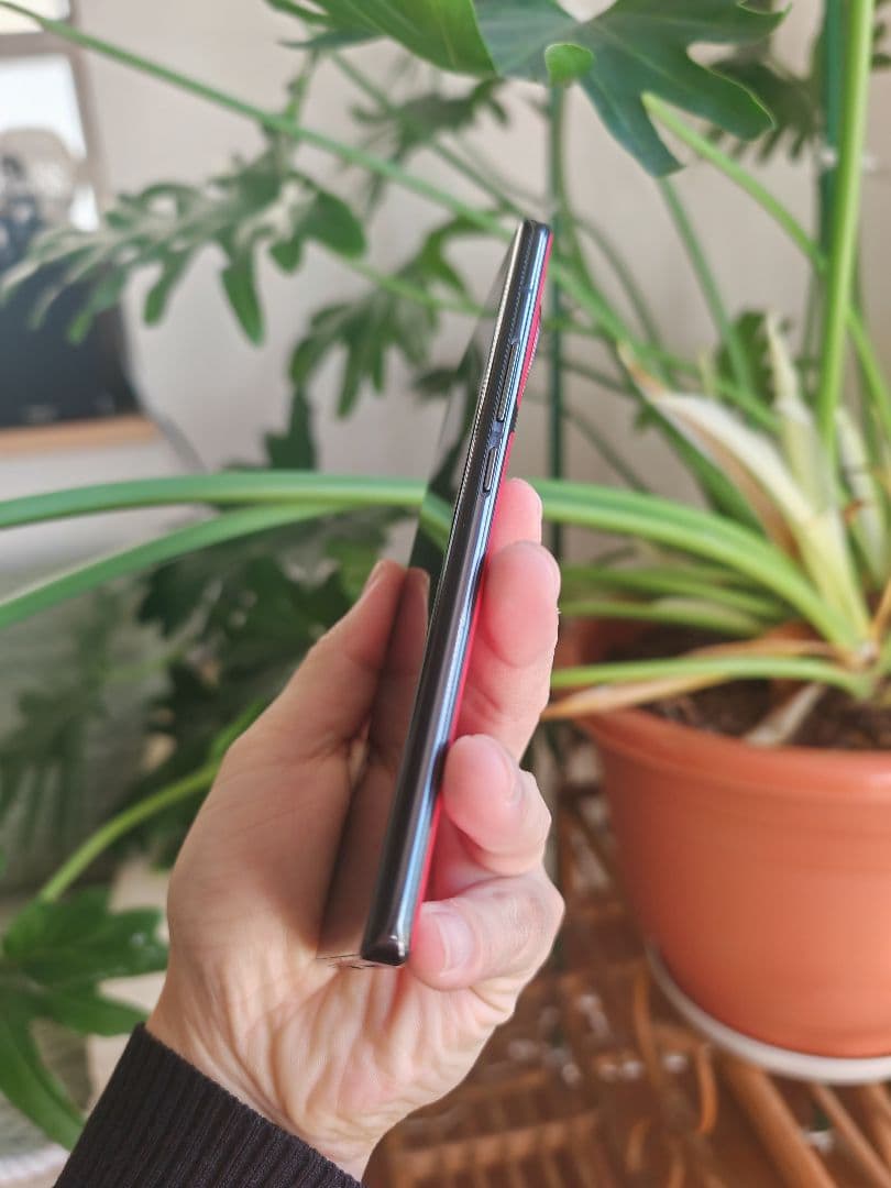 VIVO X90S バッテリー100%